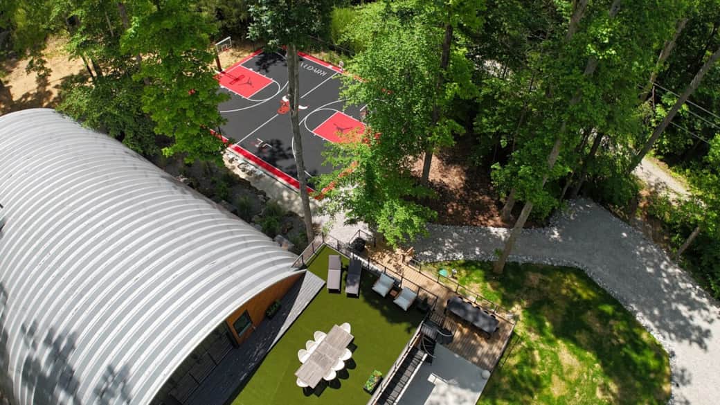 The Hutt was built for large group entertaining. The Hutt was built for large group entertaining.