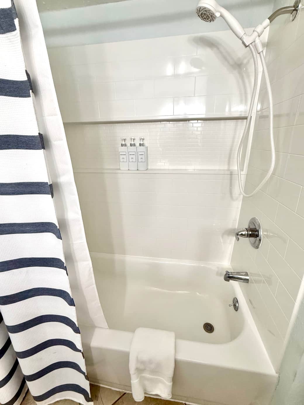 Premium shampoo, conditioner, body wash and handheld showerhead