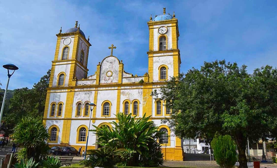 Praia e atracoes Proximas