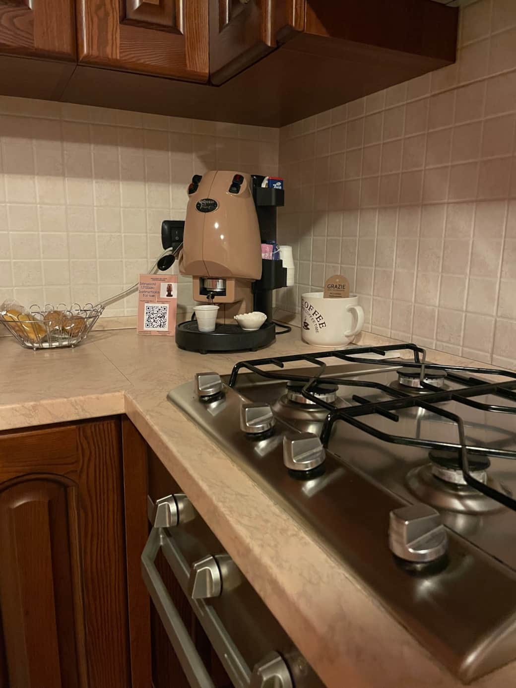 Piano cottura e macchinetta caffè Piano cottura e macchinetta caffè