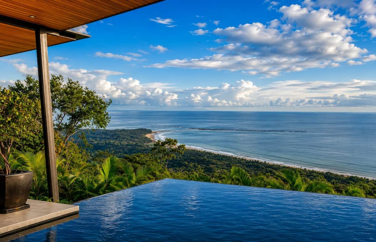 Watch the Pacific stretch to the horizon from the infinity pool, where the water seems to merge with the ocean. An unforgettable panorama of Costa Rica’s coastline, lush rainforest, and spectacular sunsets.