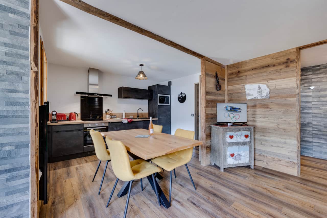 Espace repas et cuisine