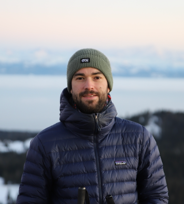 Arthur, fondateur de Cariboulocation.com, plateforme de réservation sans commissions et conciergerie innovante !