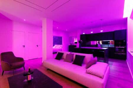 Couleur purple by night pour une ambiance romantique garantie