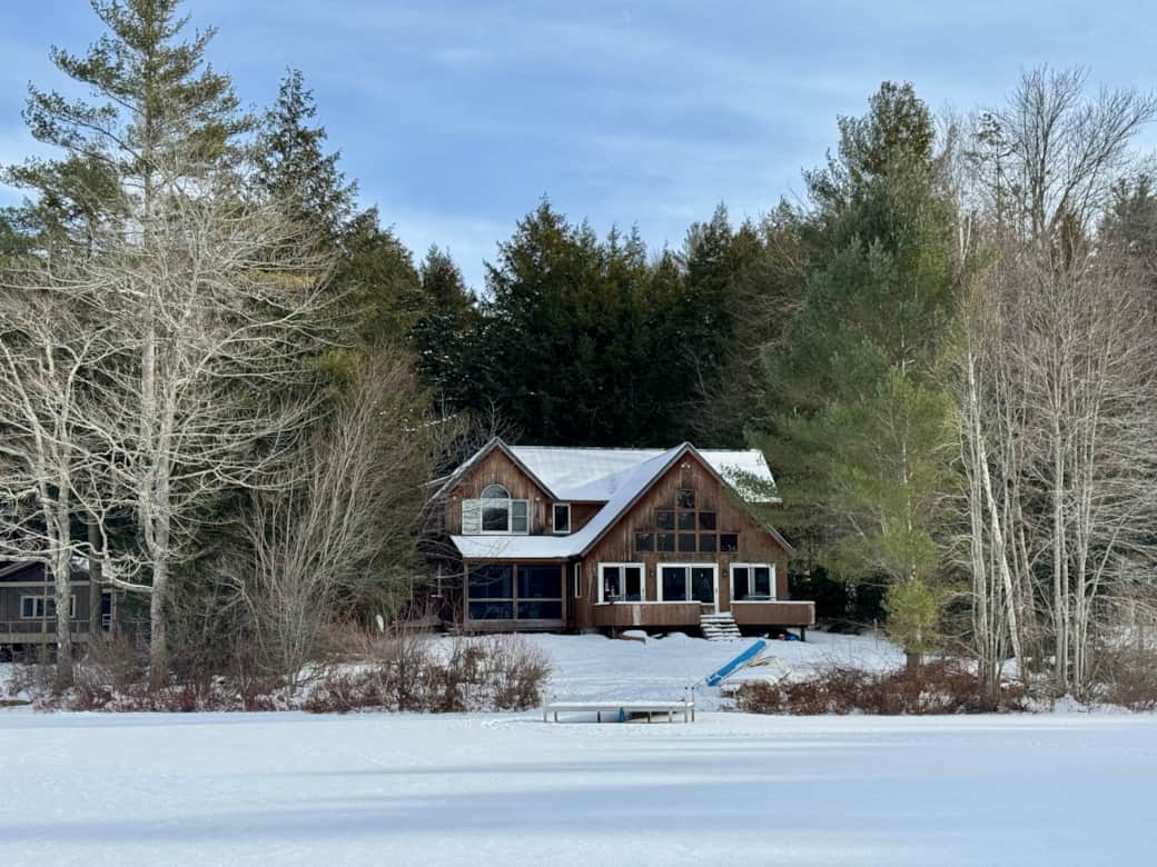 Waterfront serenity at Hemlock Lodge