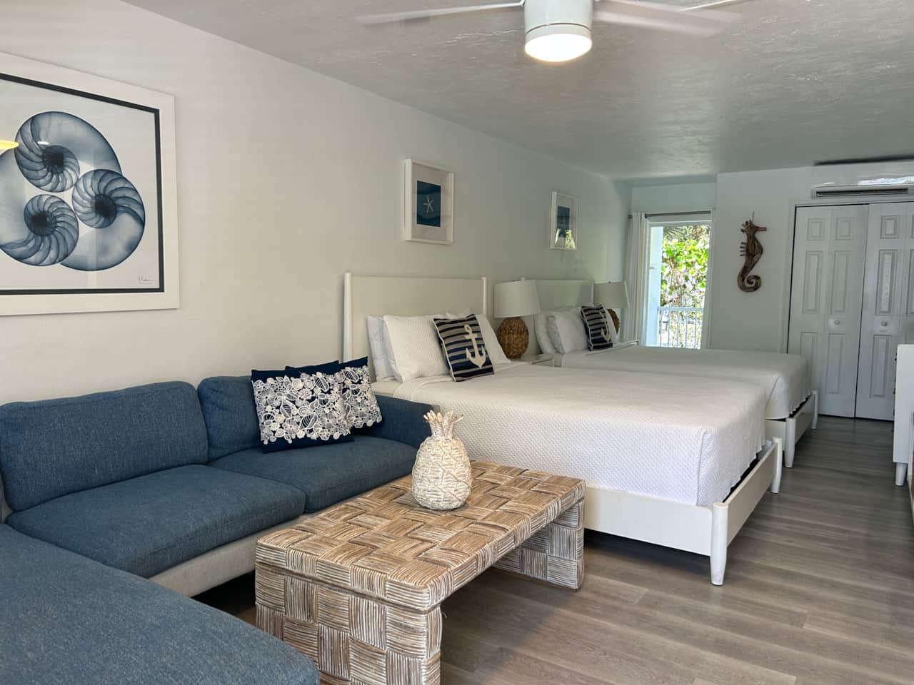 Unit #4 - Features a SmartTV and WiFi.