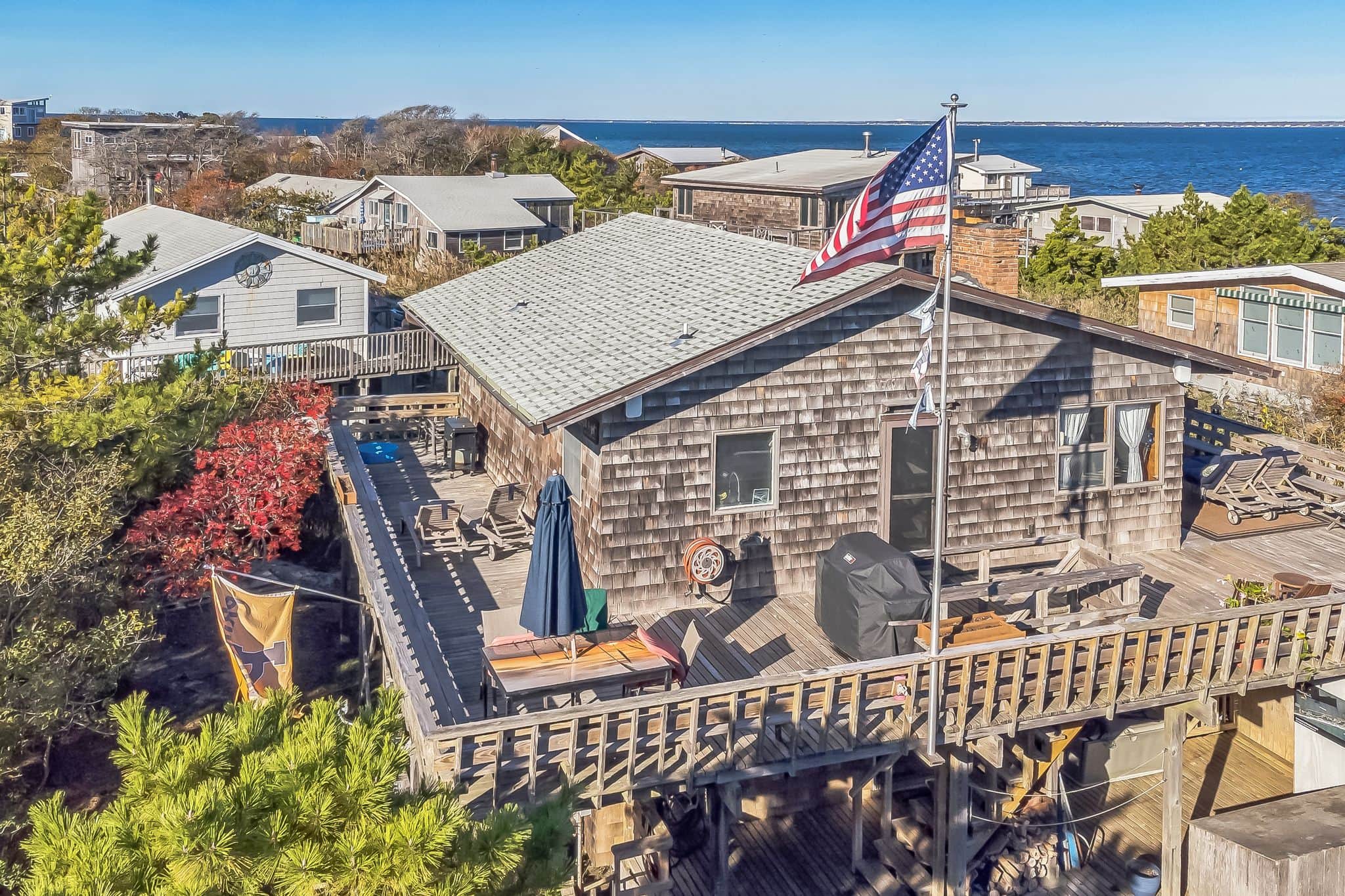 Davis Park FI Spacious 5BR /2 Bath Split AC Water views — Brookhaven — vacation rental