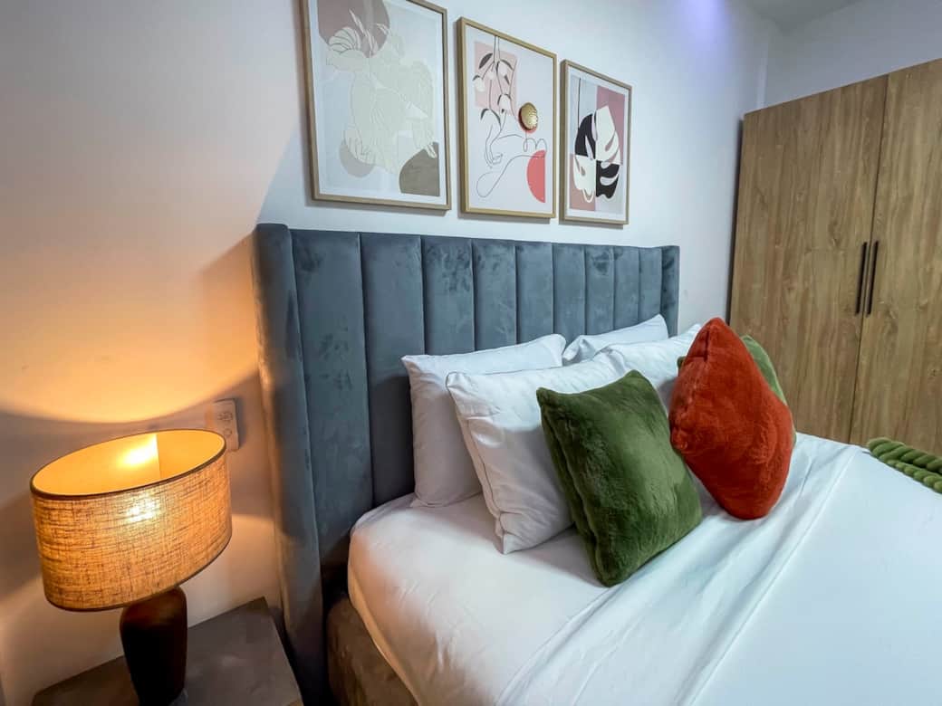 Wake up refreshed in the comfortable and inviting bedroom