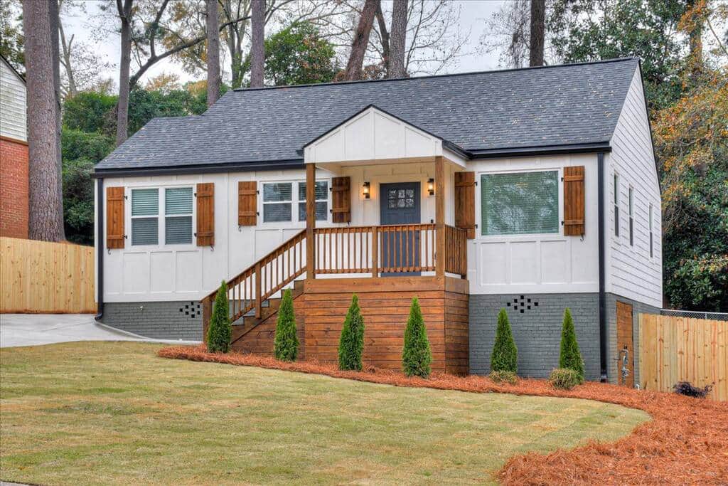 Luxury Augusta Bungalow