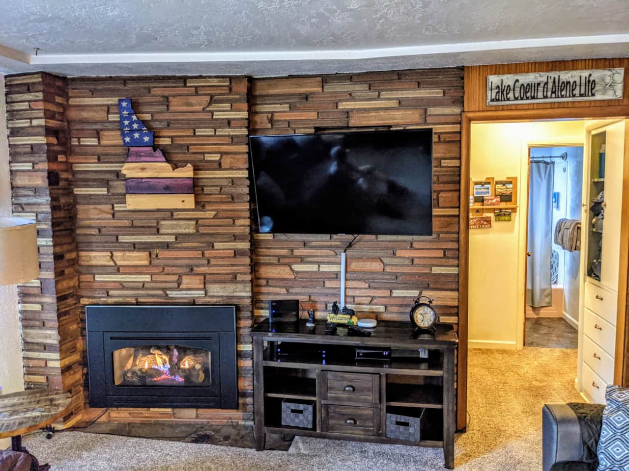 Cozy  gas fireplace