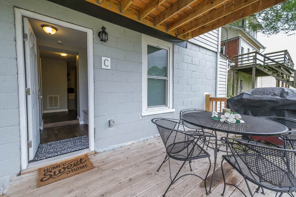 Private deck and BBQ Private deck and BBQ