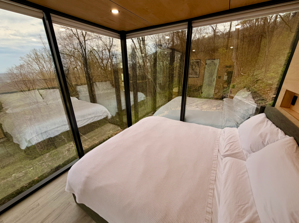 King sized bed