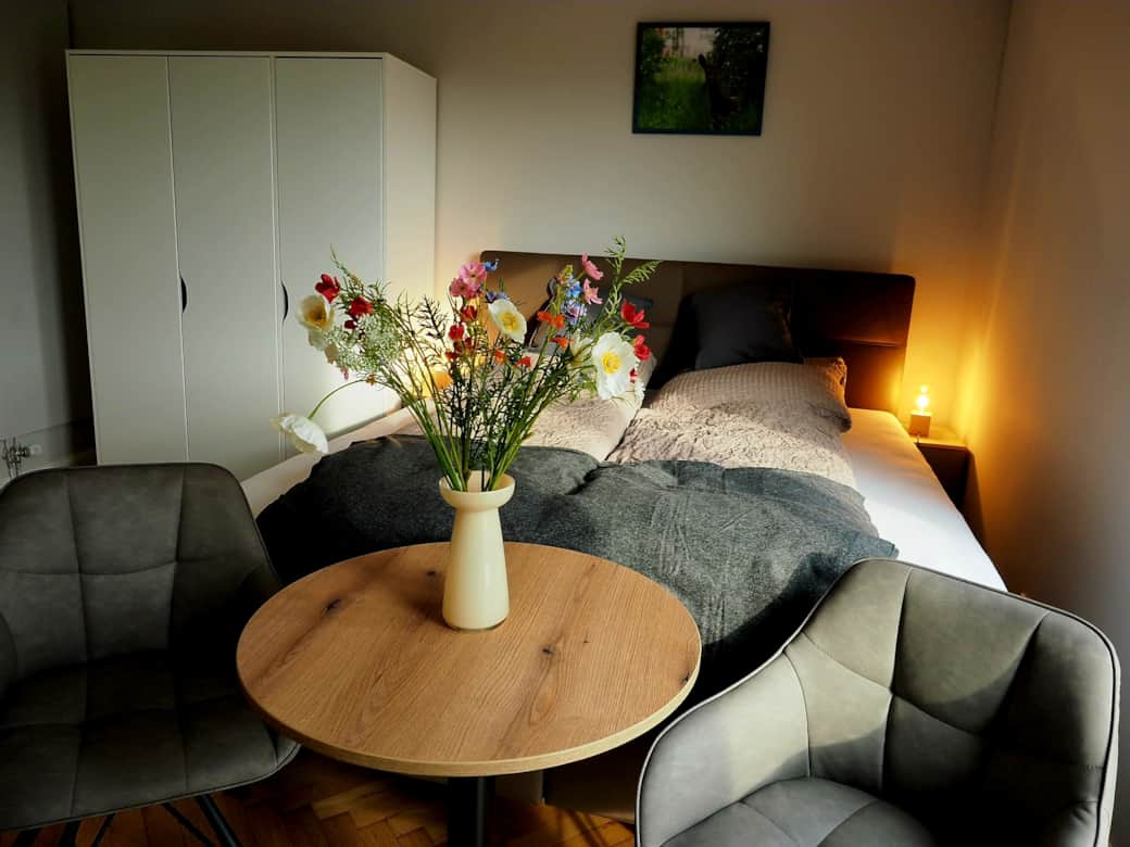 Apartment 3