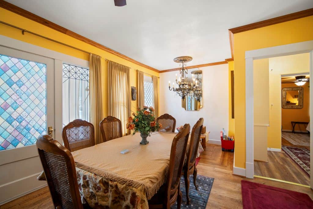 Dining 1