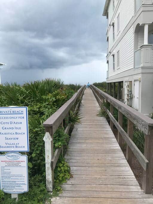 Dune walkover to the beach
