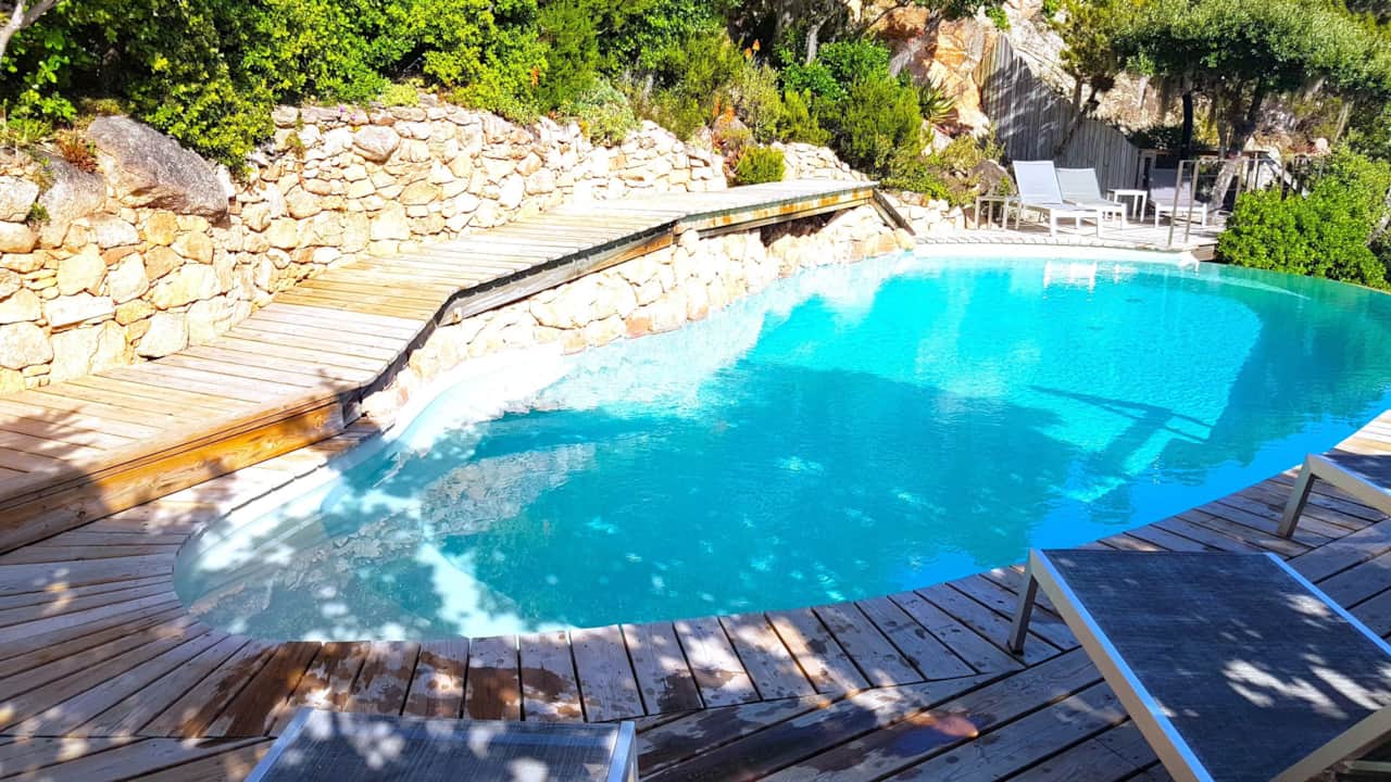 La piscina A ALTEZZA.