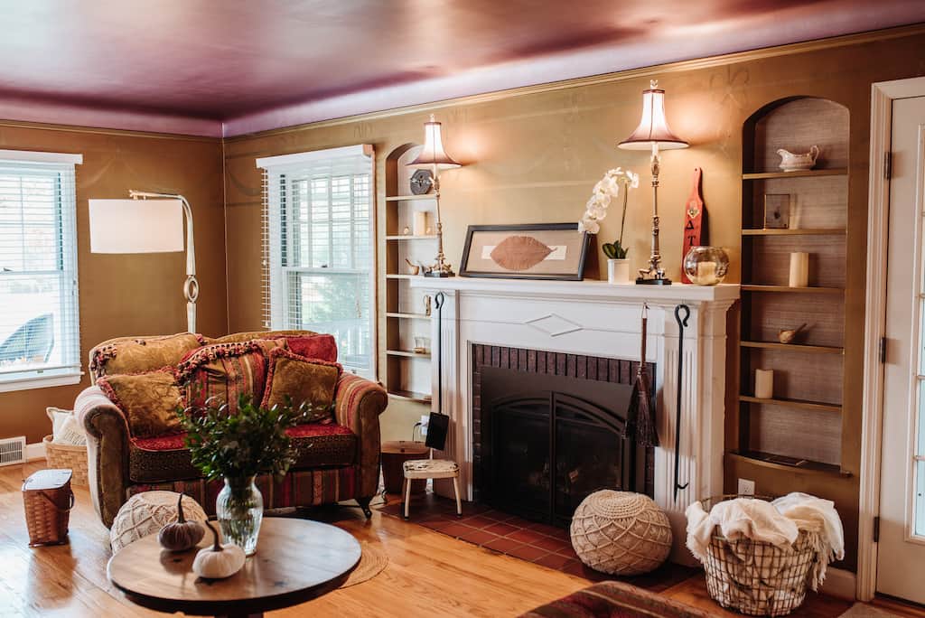 Living Room Cozy Fireplace
