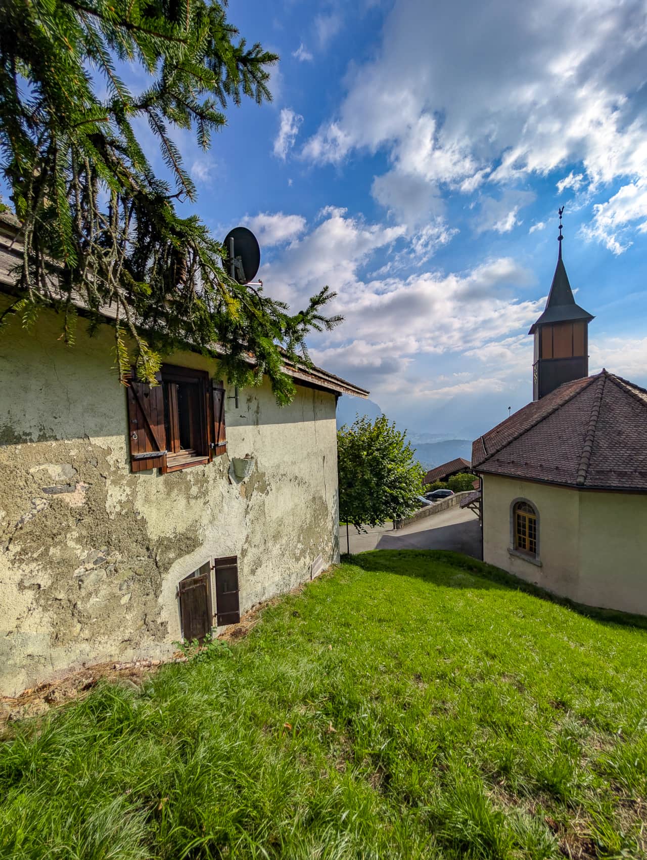 Vue depuis le jardin.