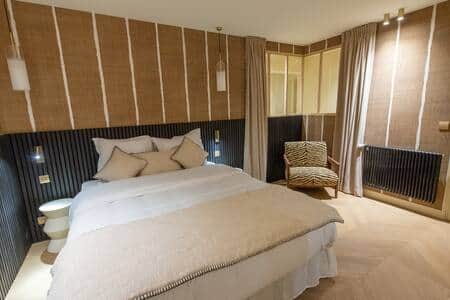 A0b1c9f8 f64a 4294 a851 bdf9cda9a778