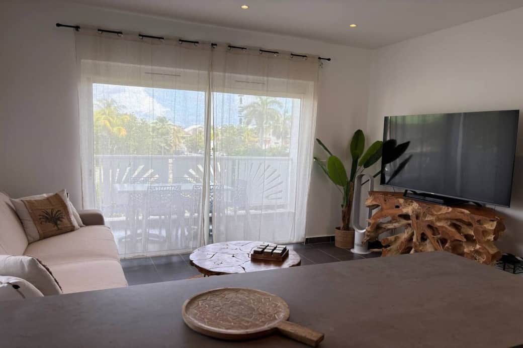 View from the kitchen to the living room Sweet Java