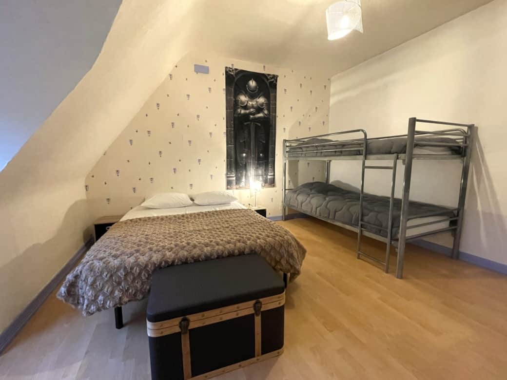 Chambre à l'étage "Les Chevaliers" Chambre à l'étage "Les Chevaliers"