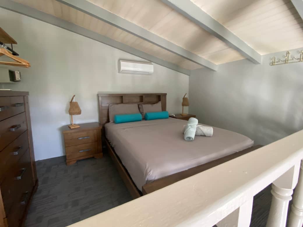 Bed room