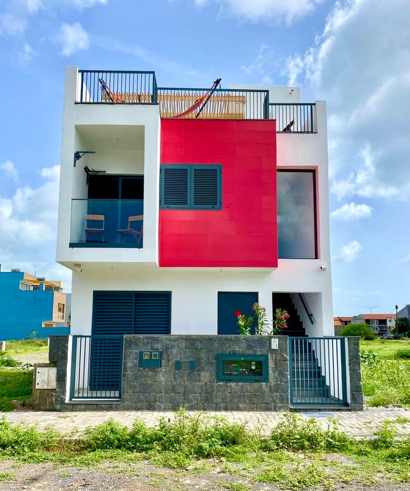 C54C117F EF78 418A B8BC BCD003AA34B9 1 105 c