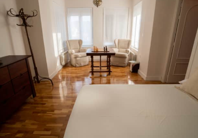 Habitación con dos estacias