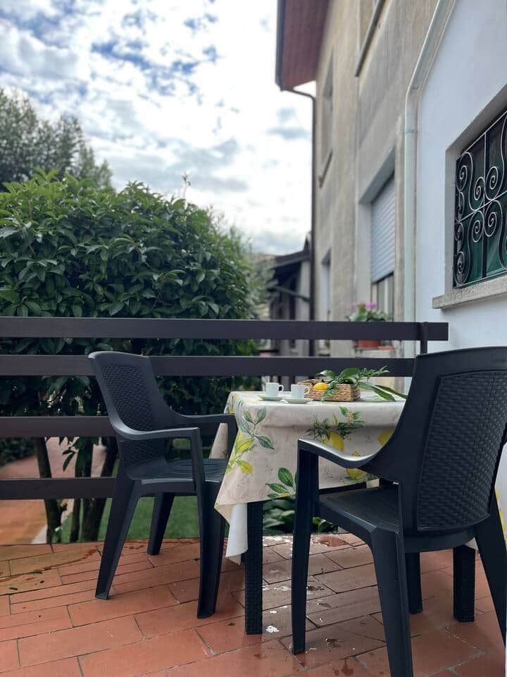 Tavolo esterno per colazione in terrazza