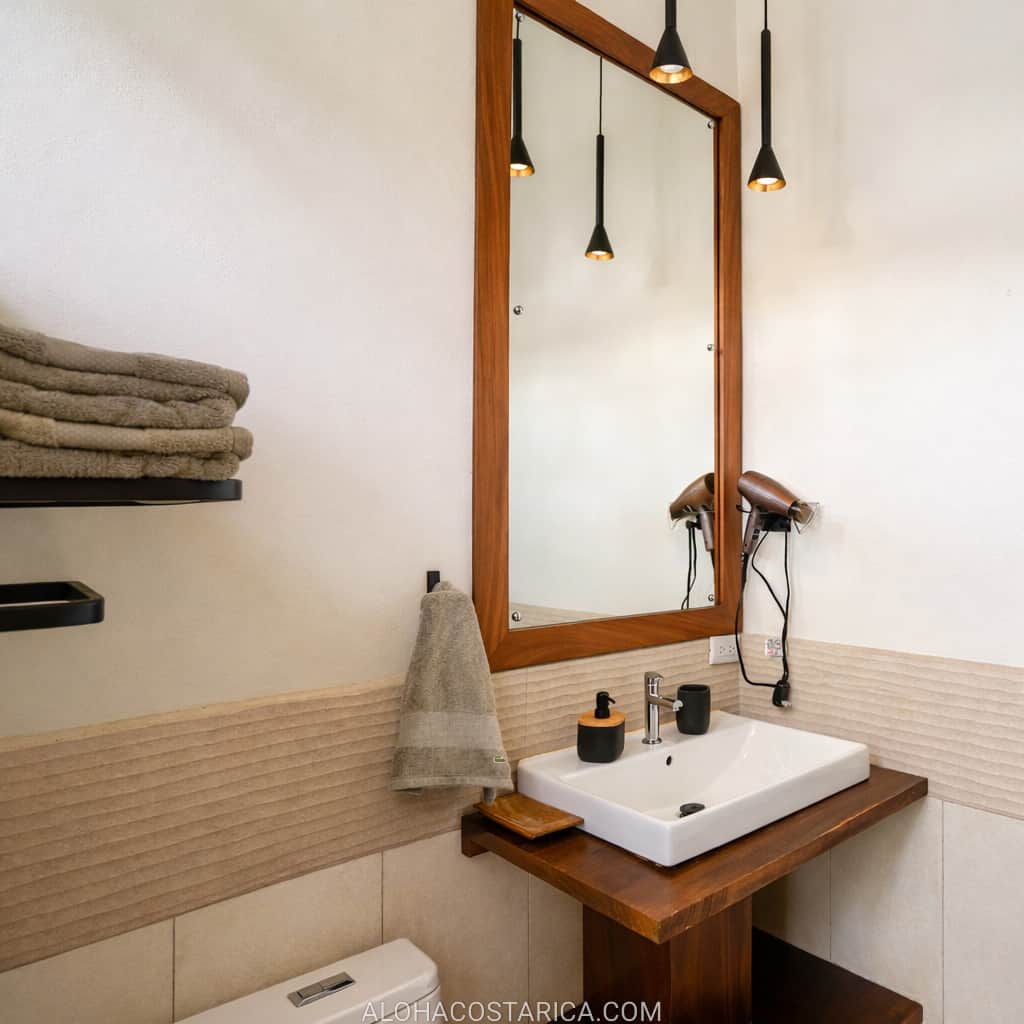 En-suit Bathroom 1