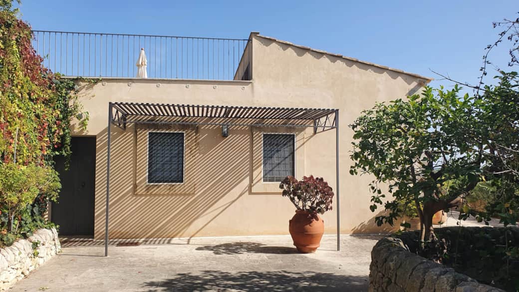 Lato ovest della villa