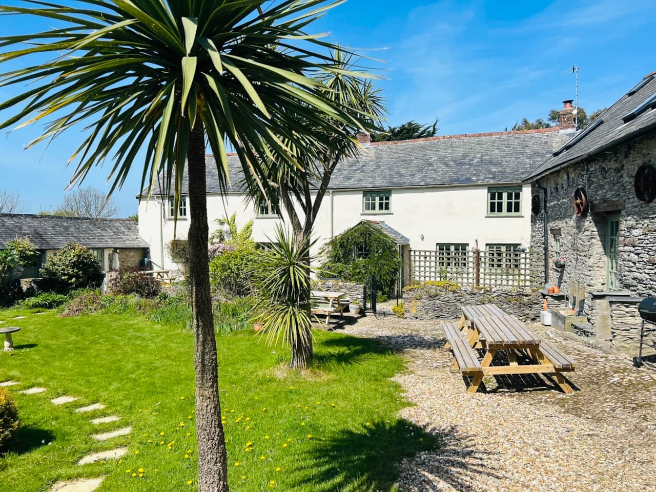 Higher-Mullacott-Farmhouse