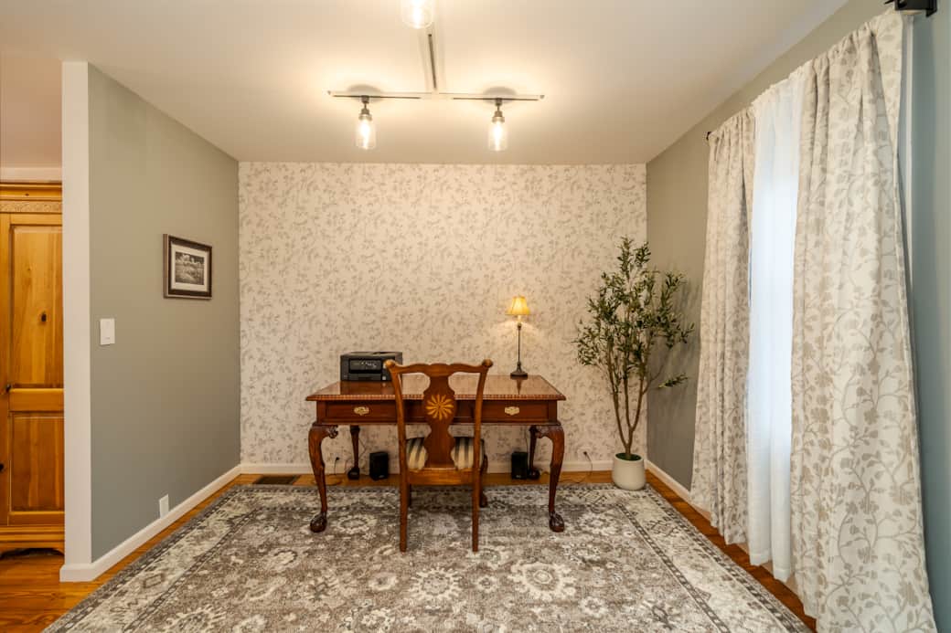 Office workspace with Wi-Fi Printer