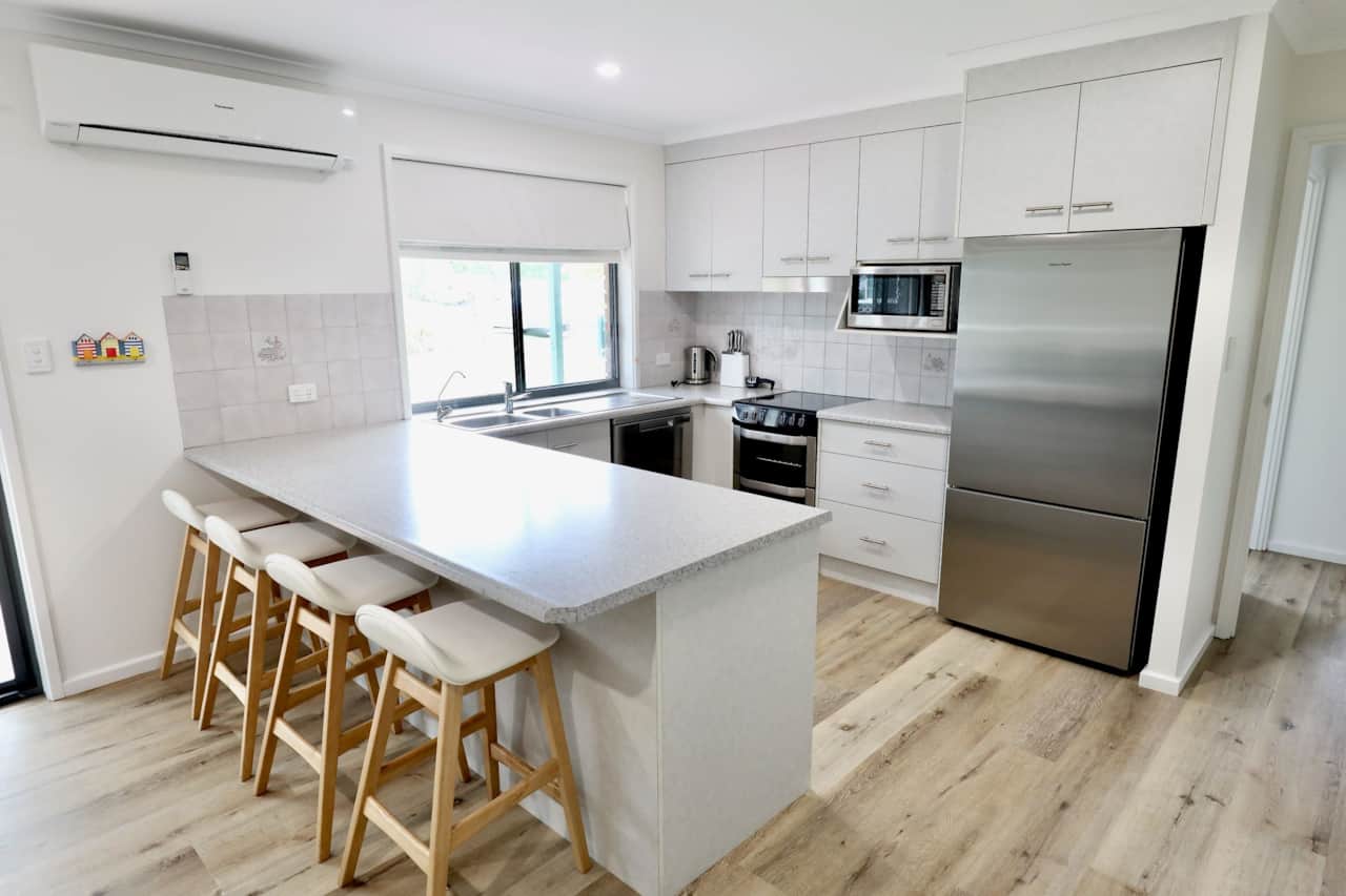 Robe Accommodation Fairway Views Sleeps 10