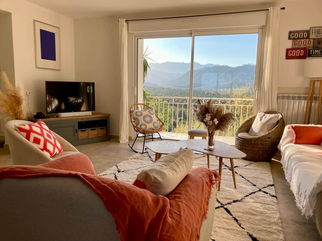 Salon vue montagne