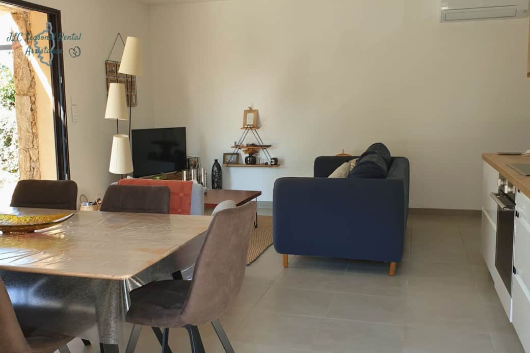 L’entrée du caseddu L’entrée du caseddu