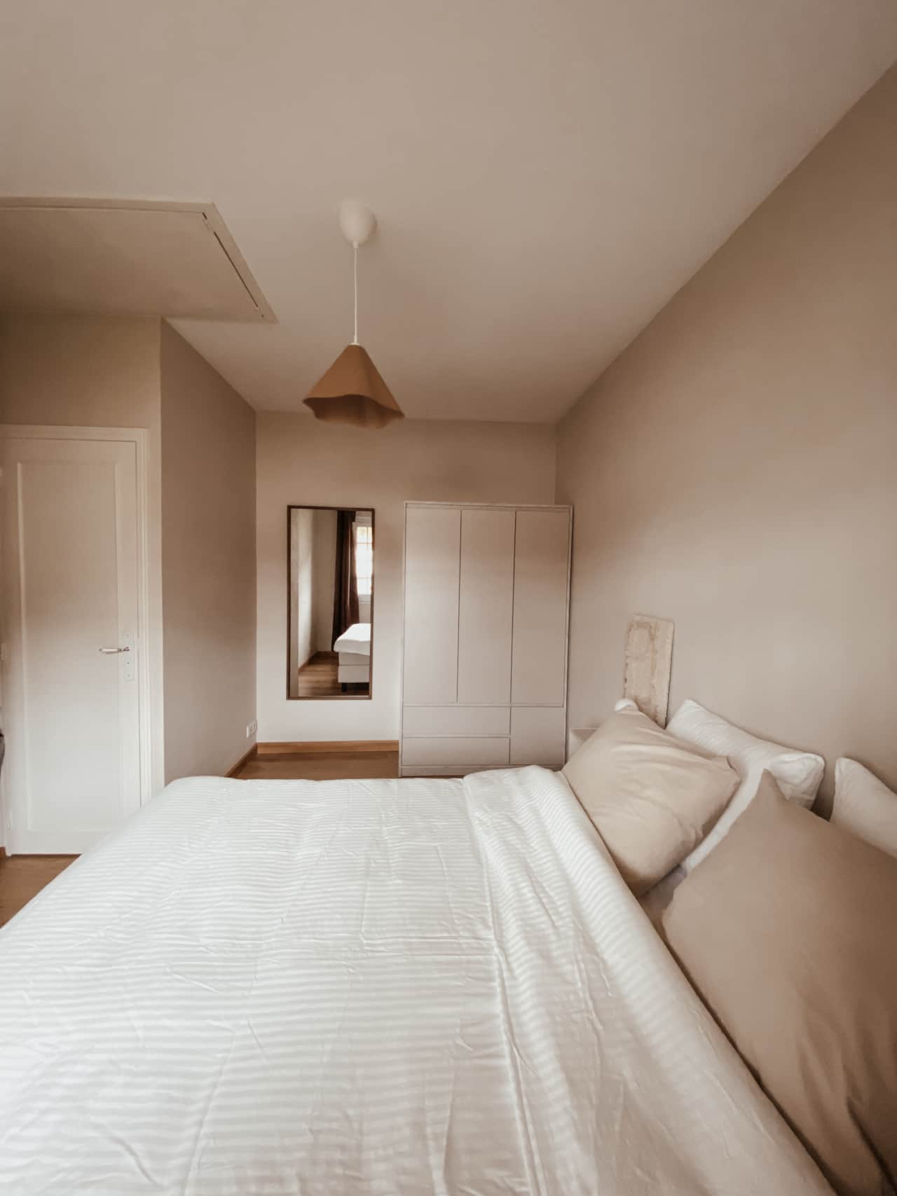 First bedroom 