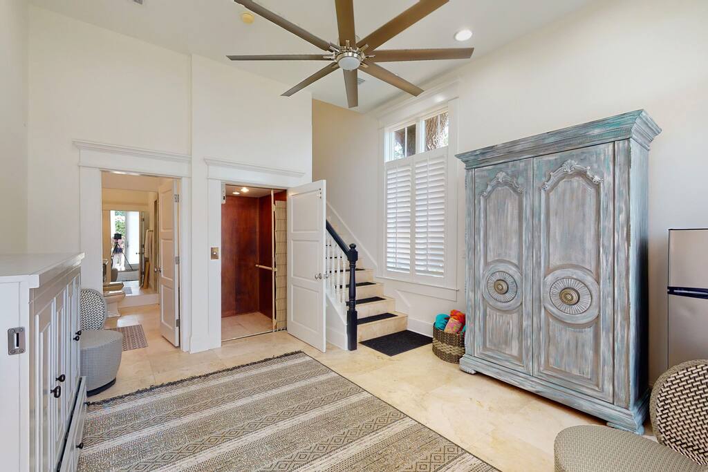 The Golden Fish – Luxury Oceanfront Condo on St. Simons