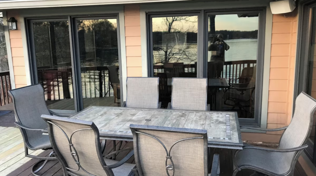 Outside dining
