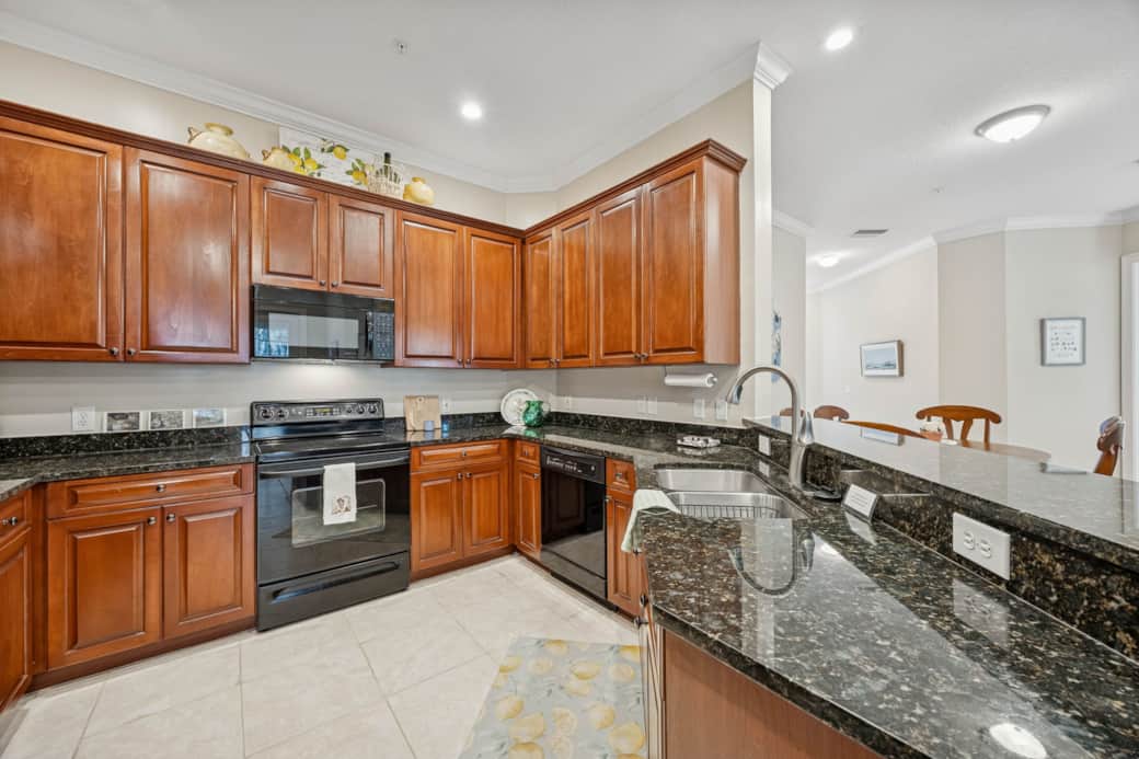 95069 San Remo Dr - Full Kitchen 1 95069 San Remo Dr - Full Kitchen 1