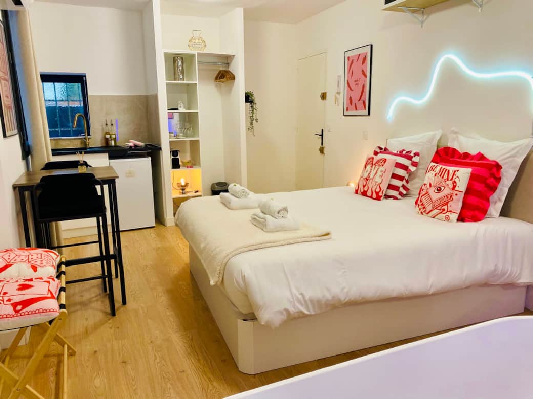 WhatsApp Image 2025-11-17 at 12.35 WhatsApp Image 2025-11-17 at 12.35