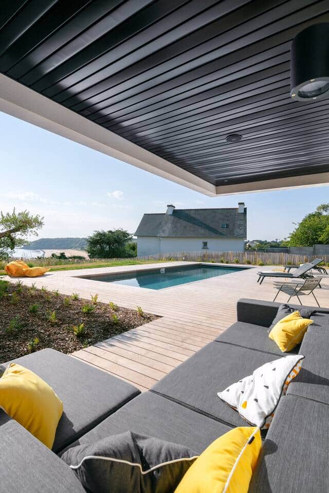 Piscine chauffée du 15 Avril au 15 Octobre