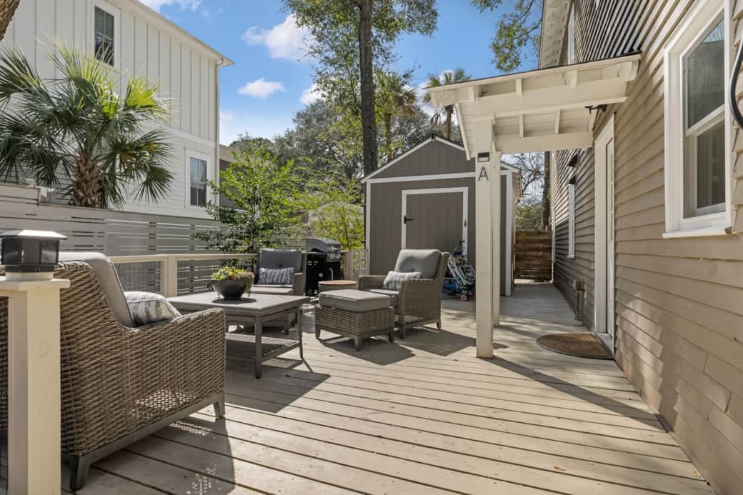 The entrance is connected to your private porch. The entrance is connected to your private porch.