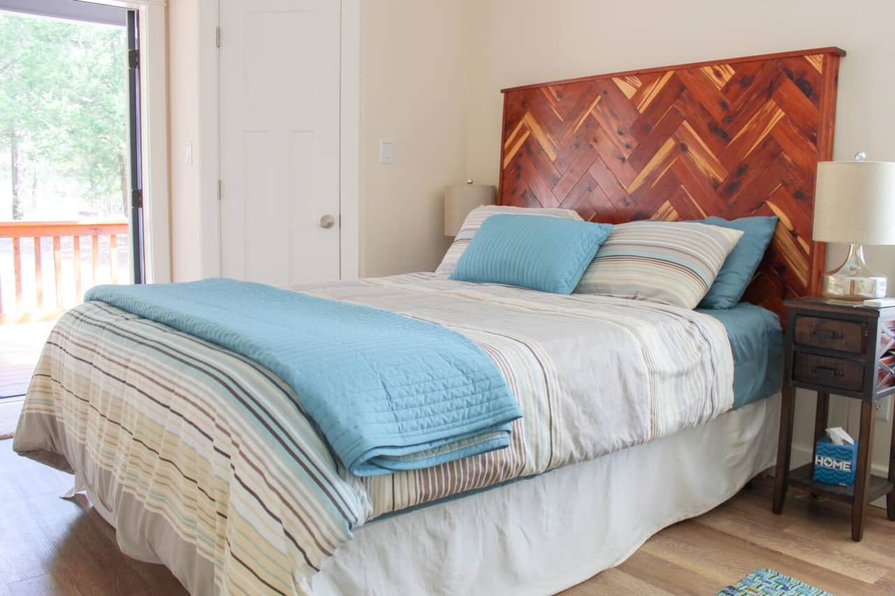Two private queen bedrooms with linens provided