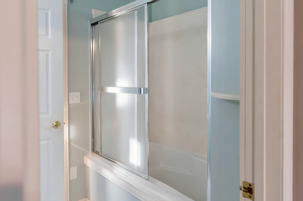 Bathroom 4 - Main Floor