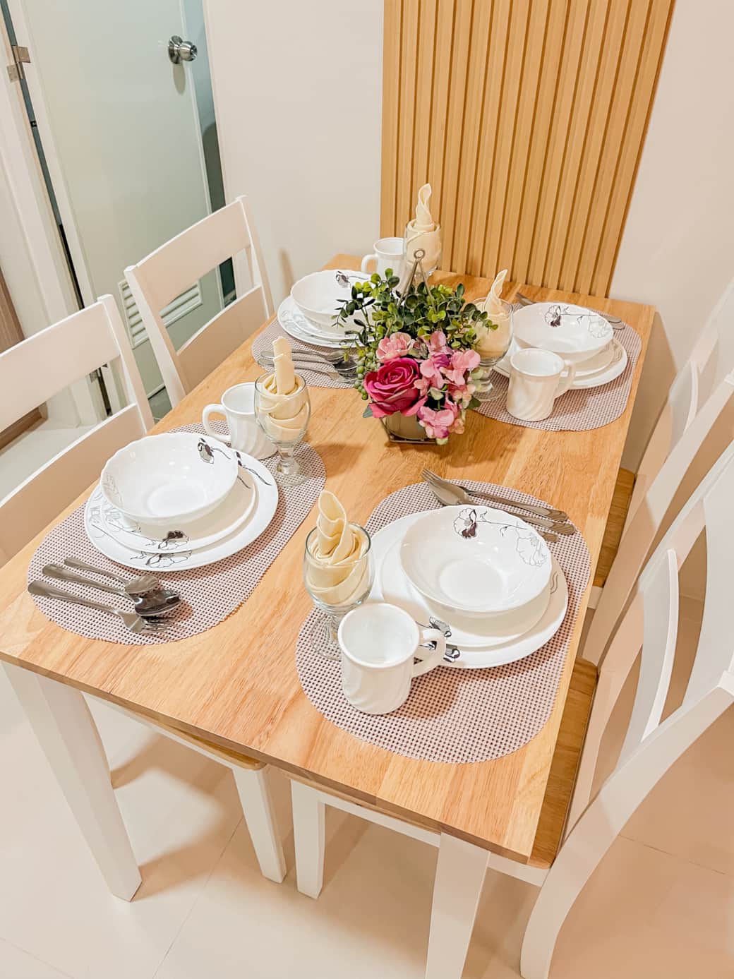 stylish dining set