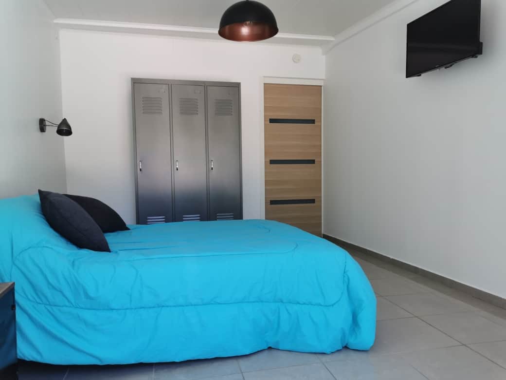Chambre 1 lit en 160 Chambre 1 lit en 160