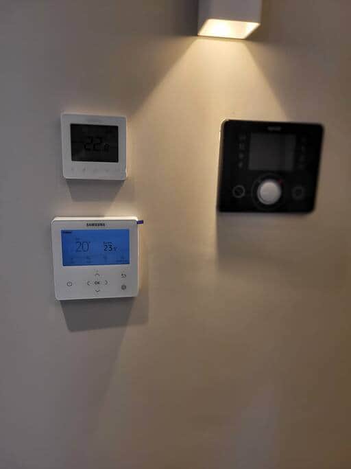 Top the range air-conditioning/heating/underfloor heating/entry systems Top the range air-conditioning/heating/underfloor heating/entry systems