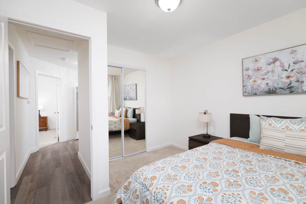 Guest Bedroom 2-2