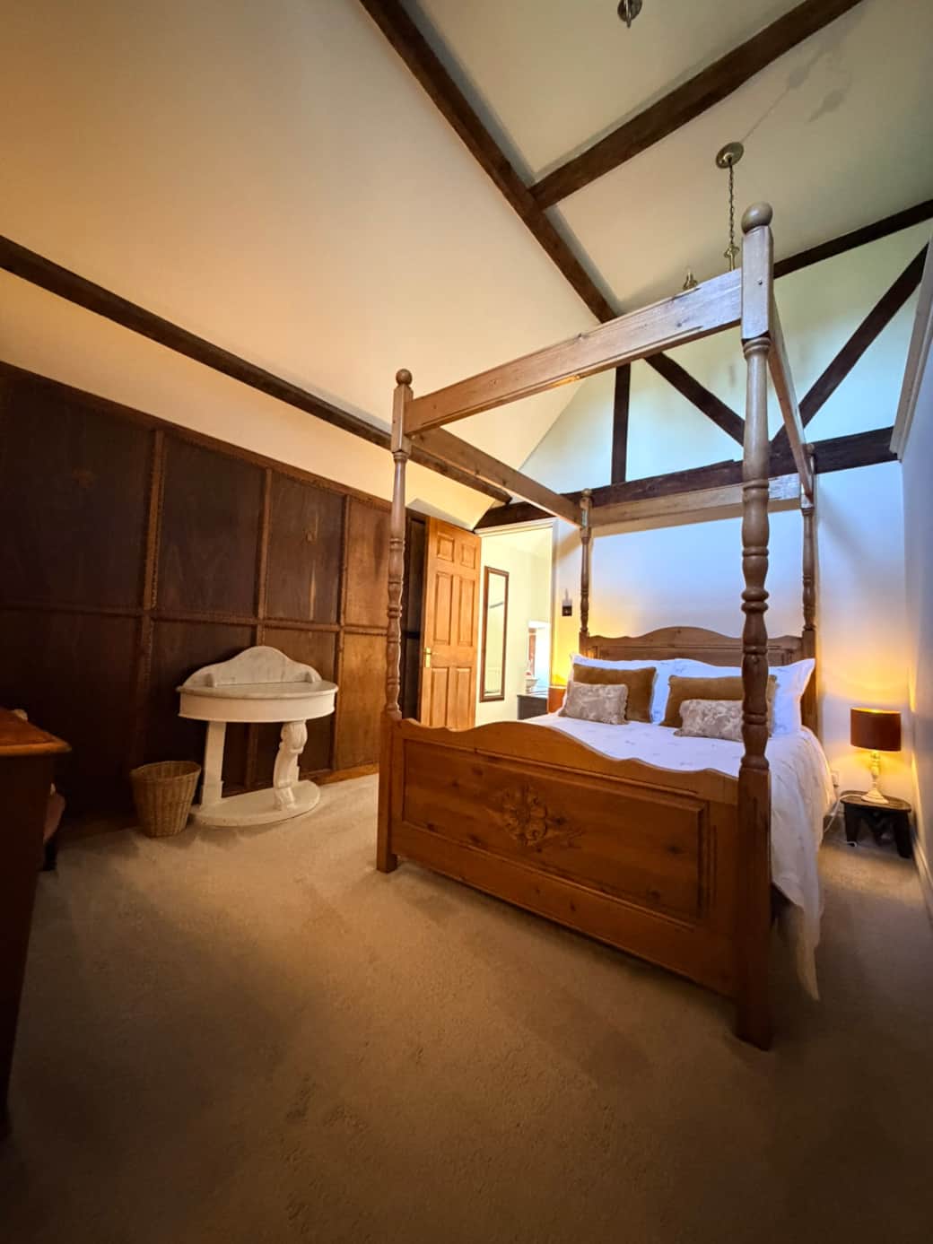 Bedroom 2 with double 4-poster bed & private ensuite bathroom